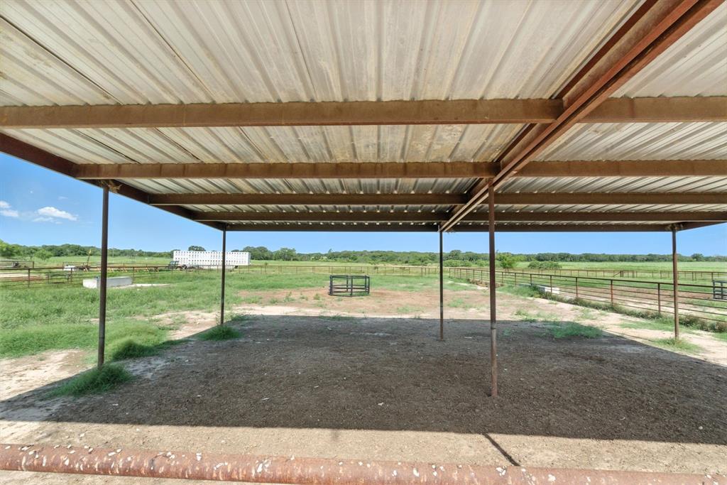 246 County Road 560 Property Photo 14