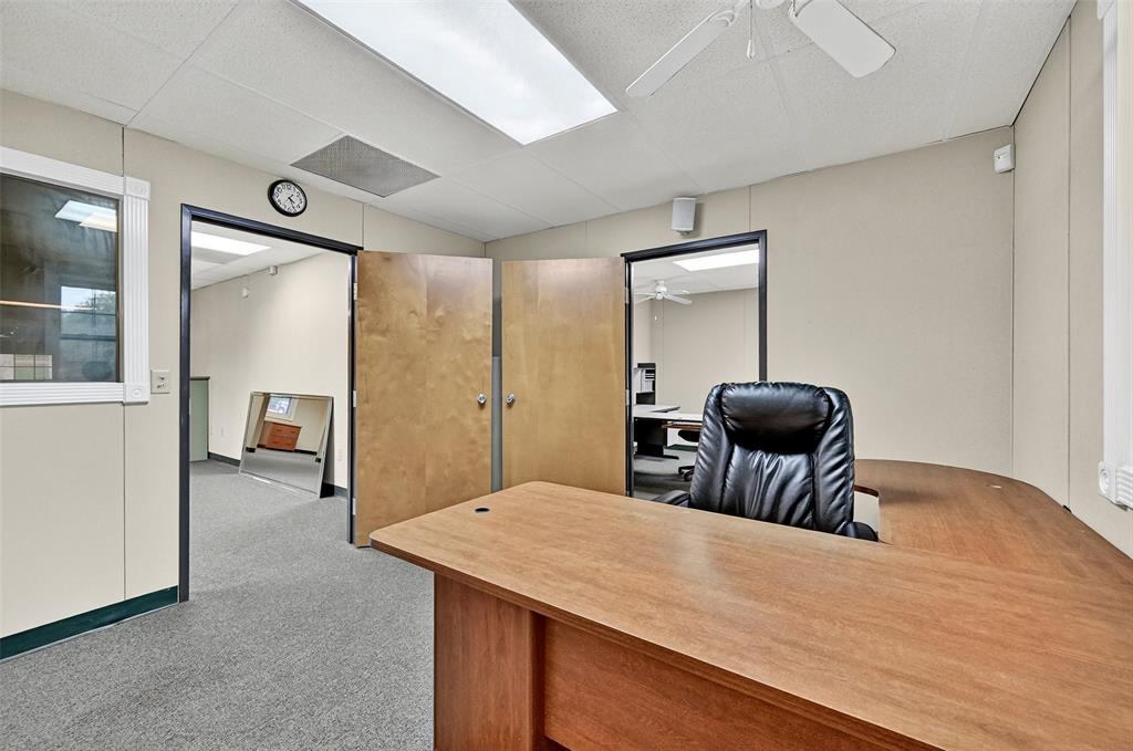 5011 Texoma Parkway Property Photo 14