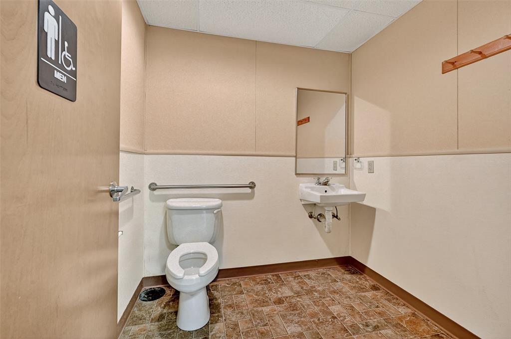 5011 Texoma Parkway Property Photo 26