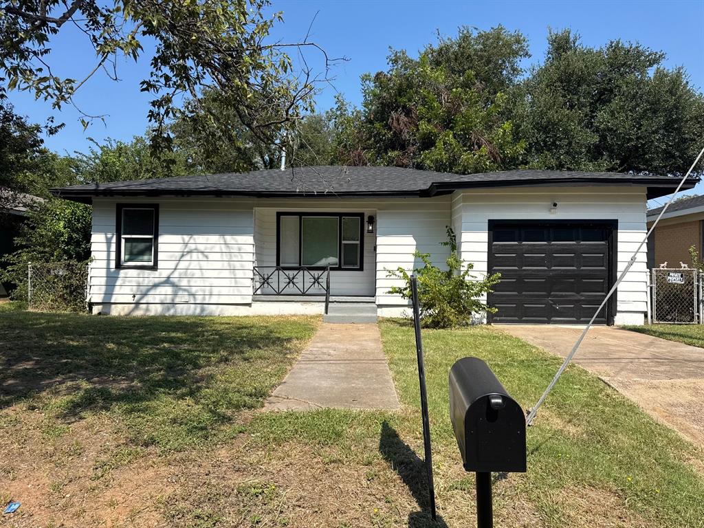 716 Faulkner Lane Property Photo 1