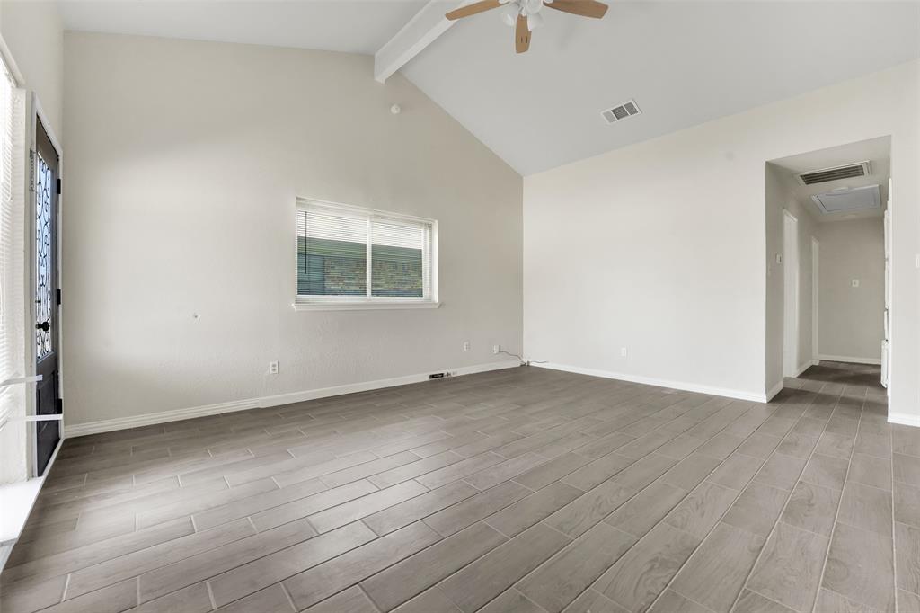 405 S Las Vegas Trail Property Photo 1
