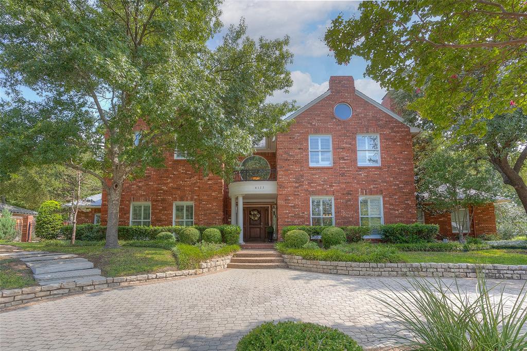 6133 Forest Highlands Drive Property Photo 1