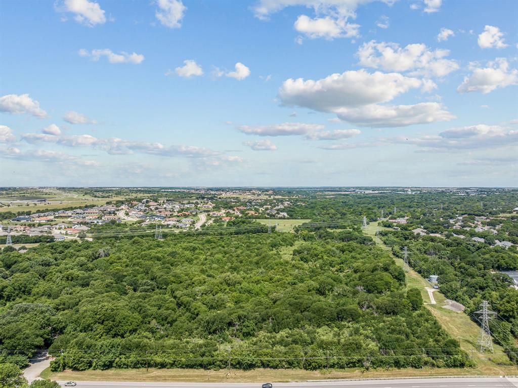 5200 Benbrook Boulevard Property Photo 3