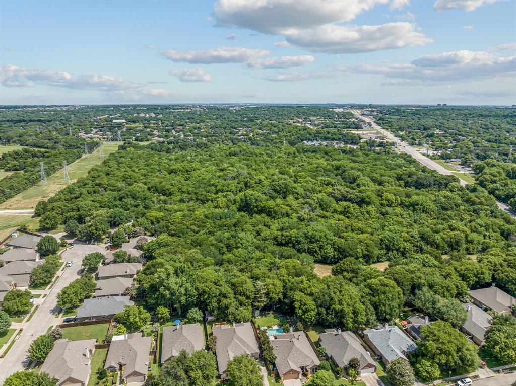 5200 Benbrook Boulevard Property Photo 4