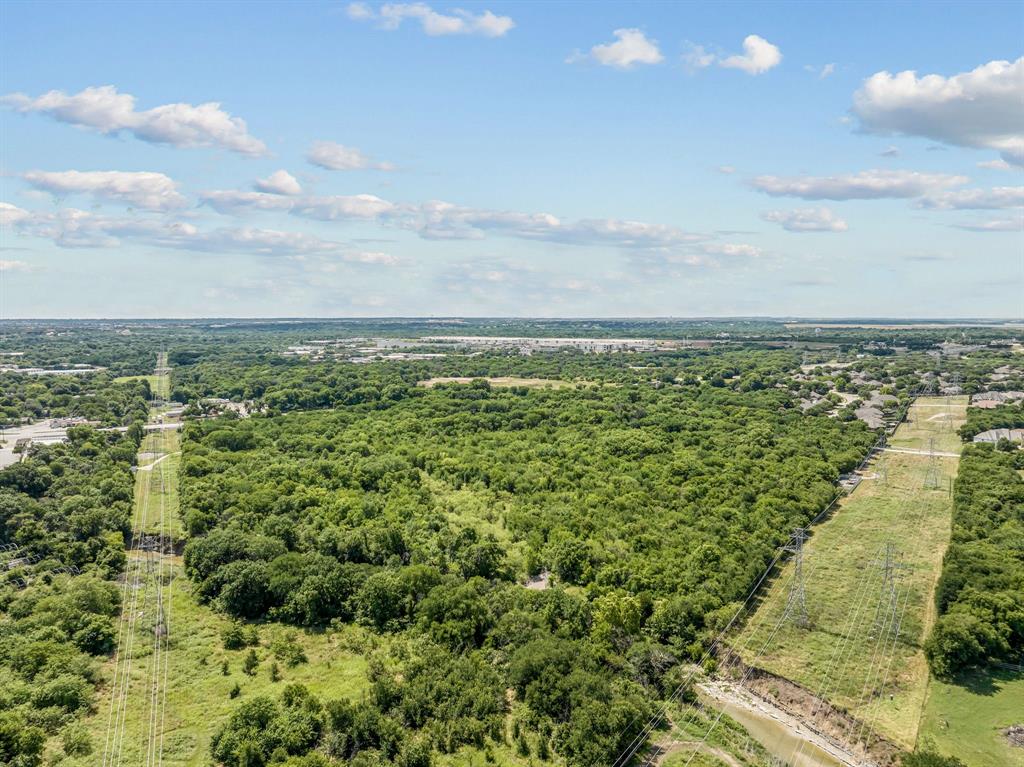 5200 Benbrook Boulevard Property Photo 6