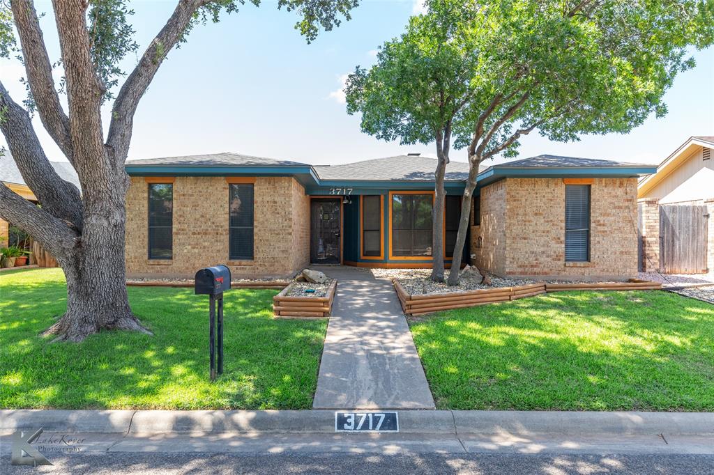3717 Inglewood Drive Property Photo 1