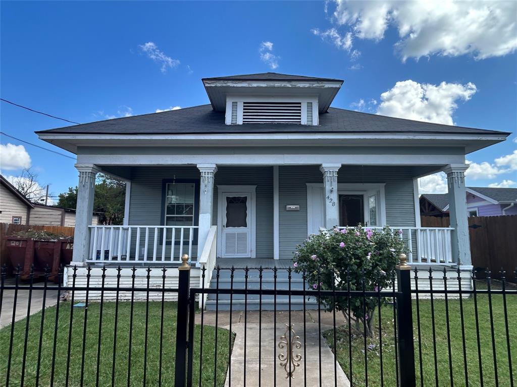 428 W 7th Street Property Photo 1