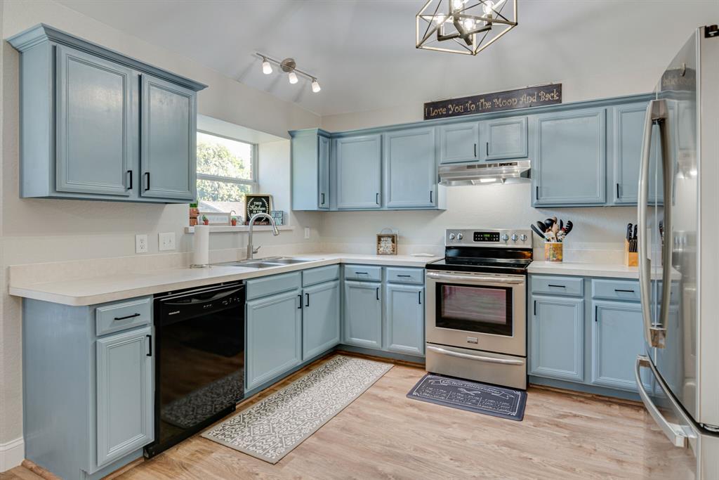 1737 Cedar Tree Drive Property Photo 1