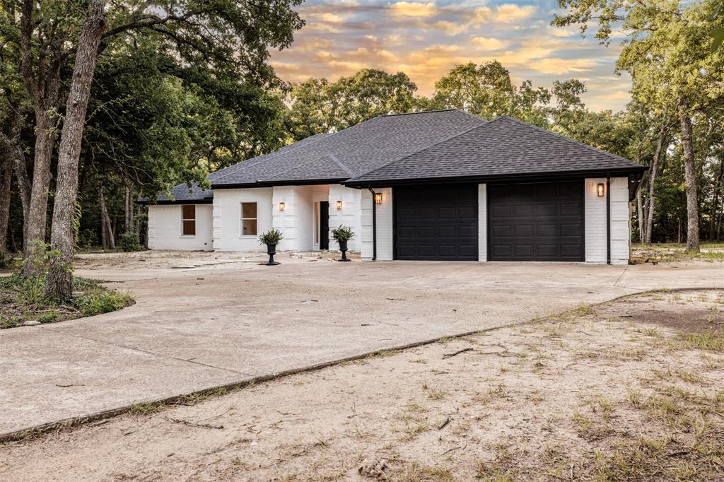 10206 County Road 2450 Property Photo 1