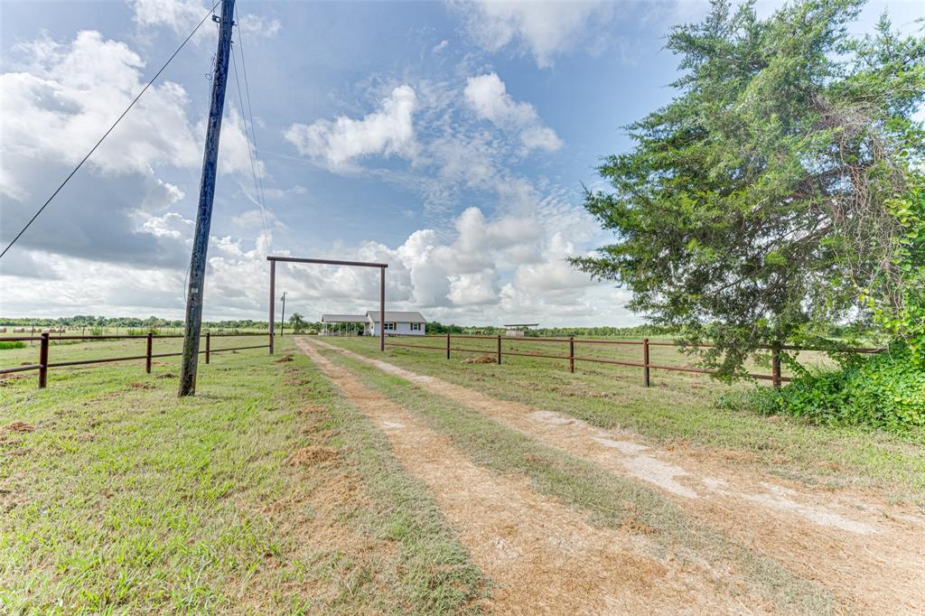 1300 W Fannin Street Property Photo 1