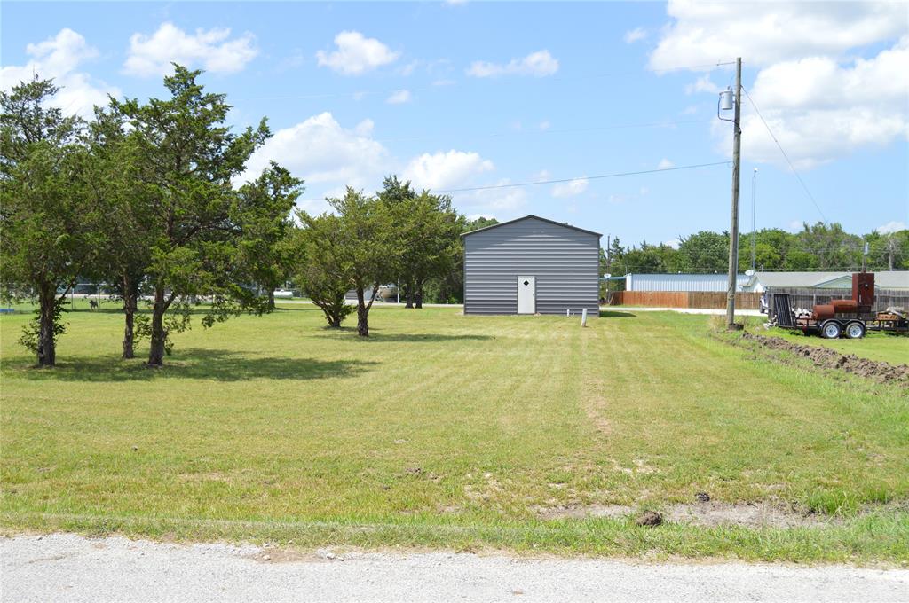 600 Lee Boulevard Property Photo 6