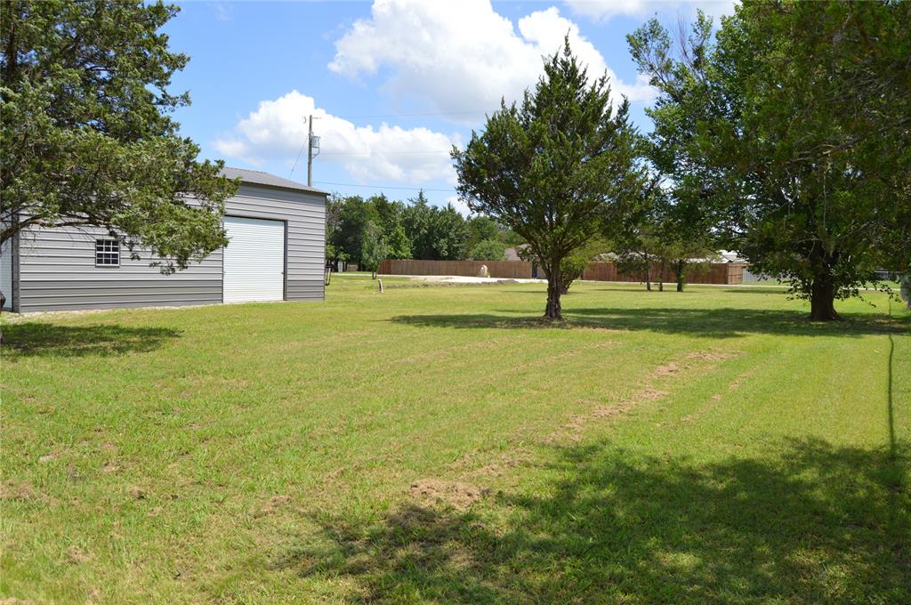 600 Lee Boulevard Property Photo 11
