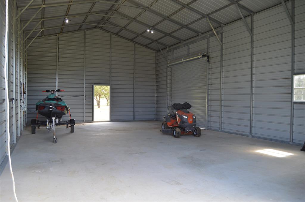600 Lee Boulevard Property Photo 15