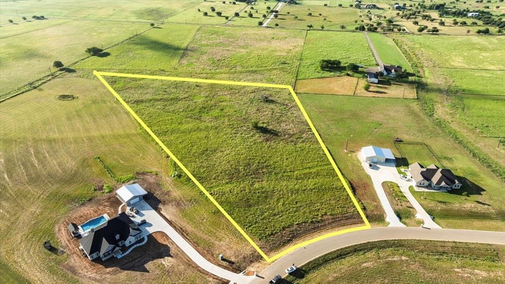 611 Willow Moon Ranch Road Property Photo 1