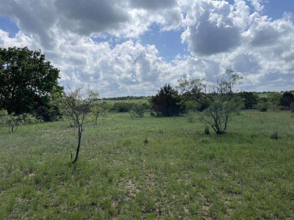 0 Cr-1990 Property Photo 3