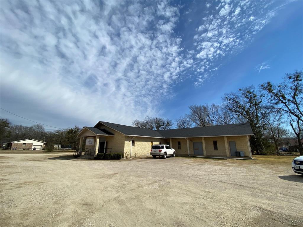 1213 S Medora Street Property Photo 6