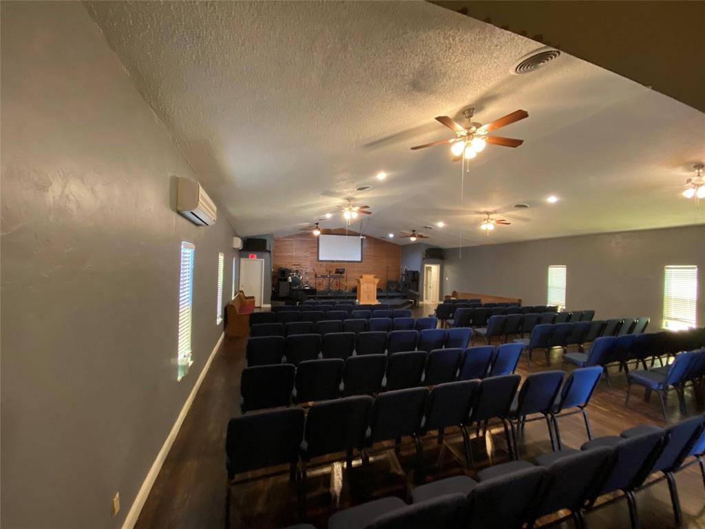 1213 S Medora Street Property Photo 21