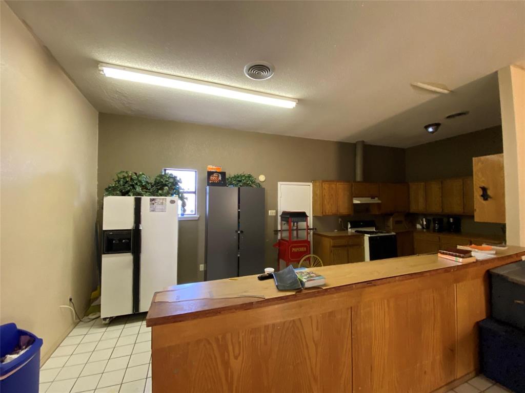 1213 S Medora Street Property Photo 25