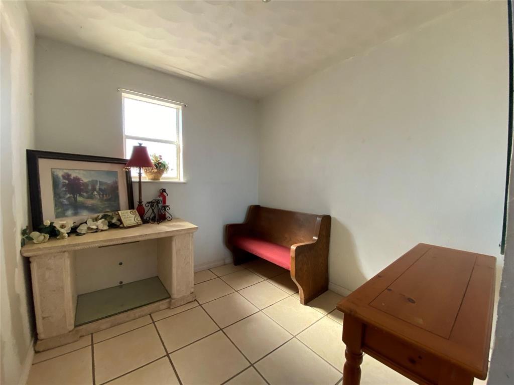 1213 S Medora Street Property Photo 33