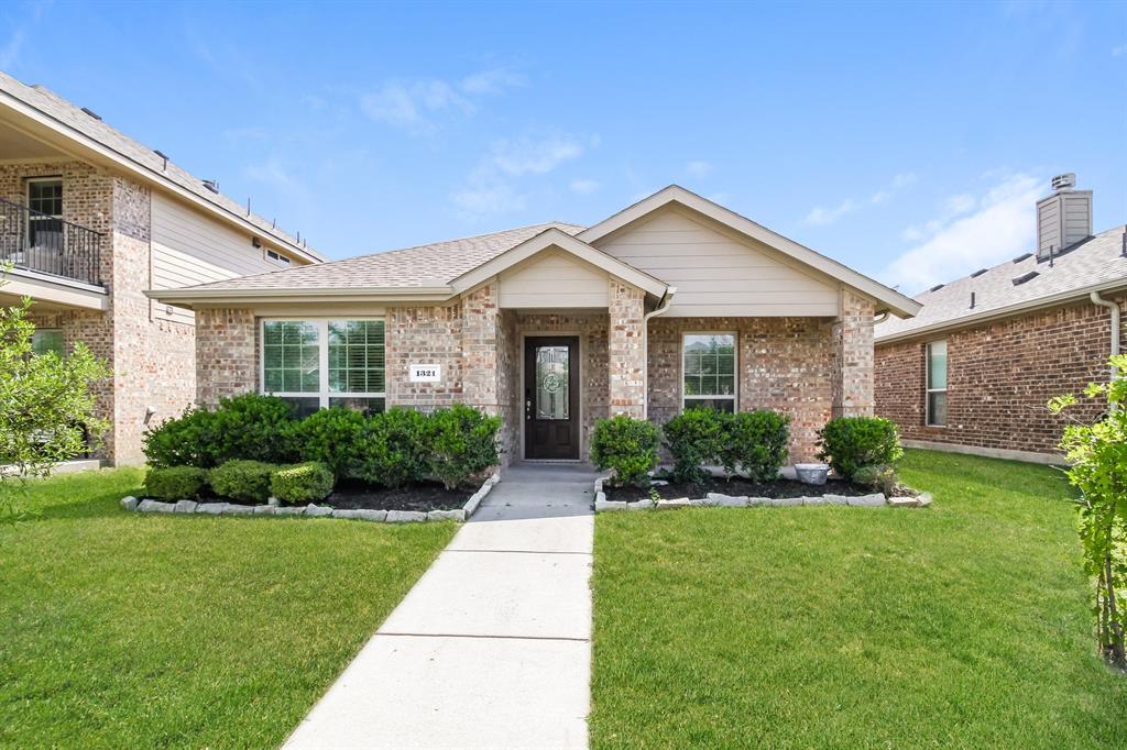 1321 Honeywood Lane Property Photo 1