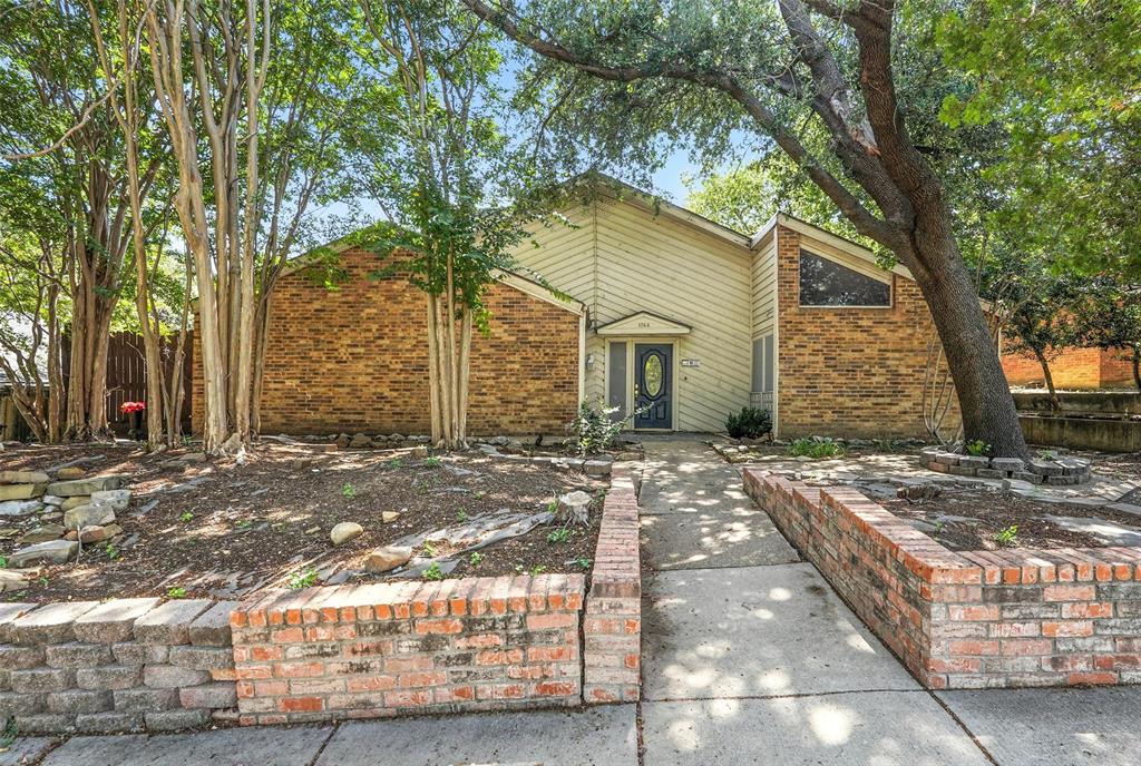 1744 Hartford Drive Property Photo 1