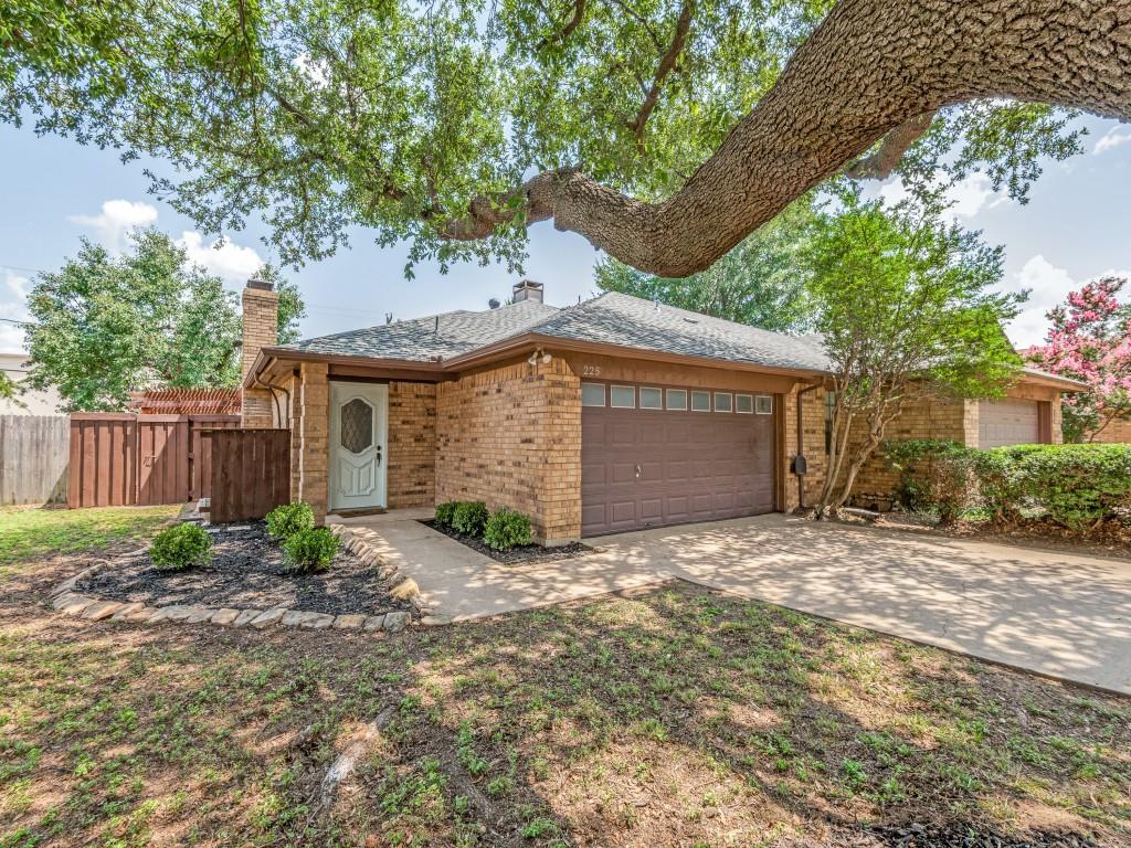 225 Mountainview Drive Property Photo 1