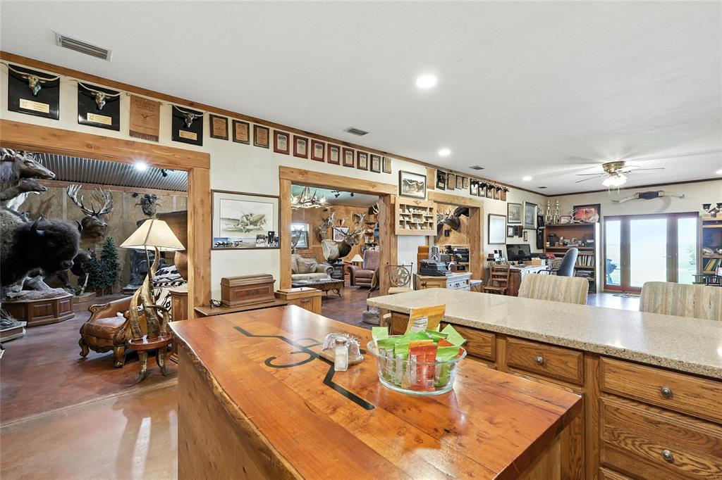 12370 Fortenberry Road Property Photo 10
