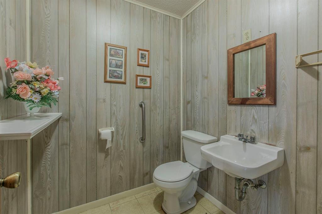 139 An County Road 389 Property Photo 20