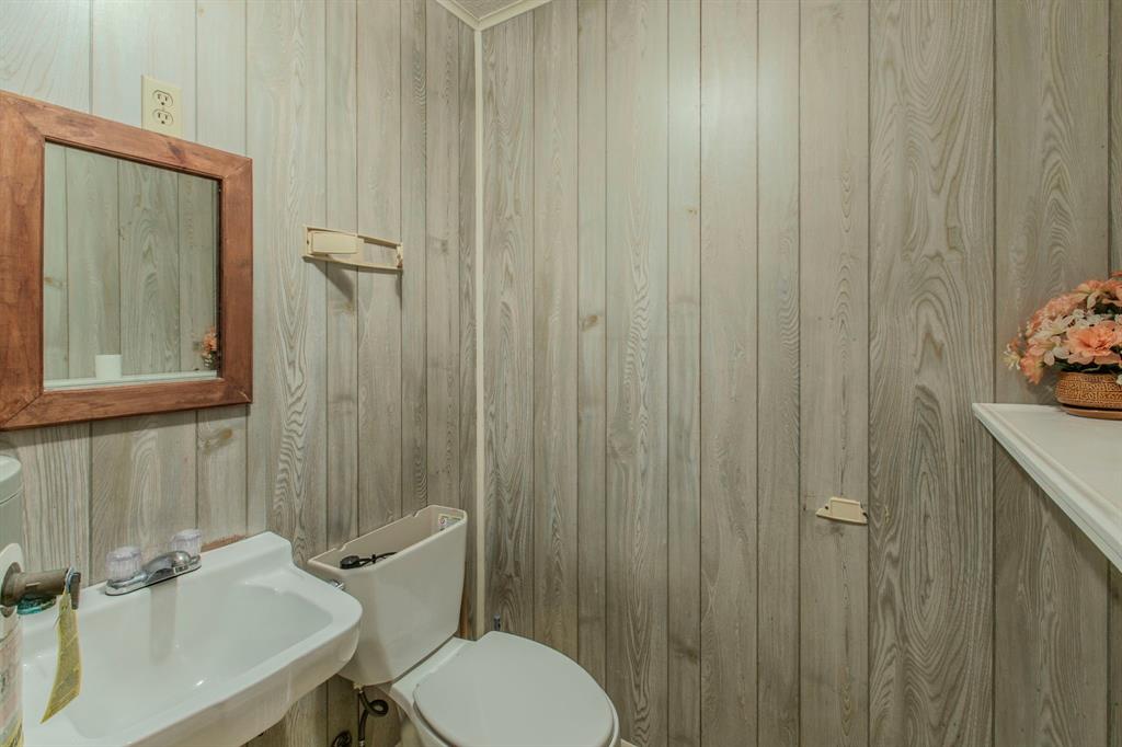 139 An County Road 389 Property Photo 21