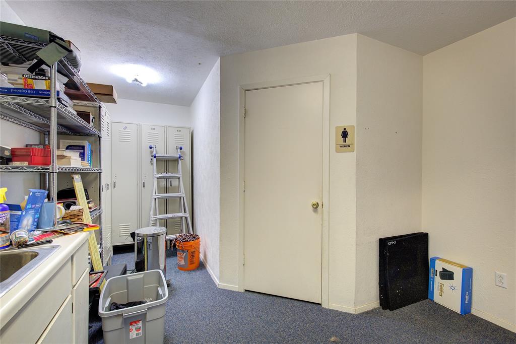 251 Southern Drive Property Photo 28