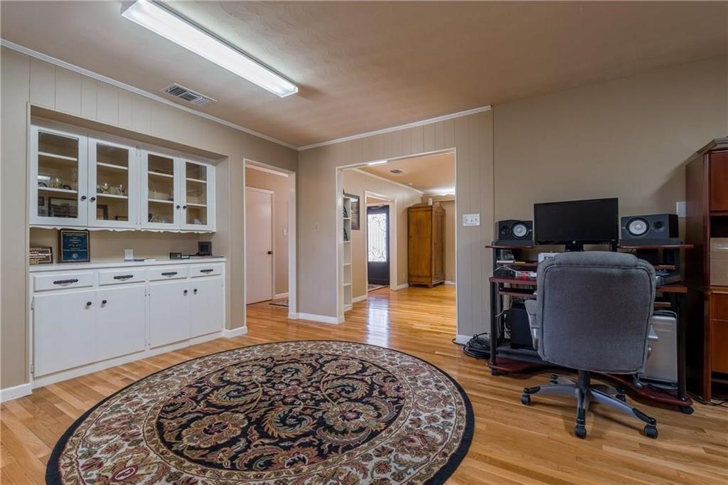 7790 Main Street Property Photo 8