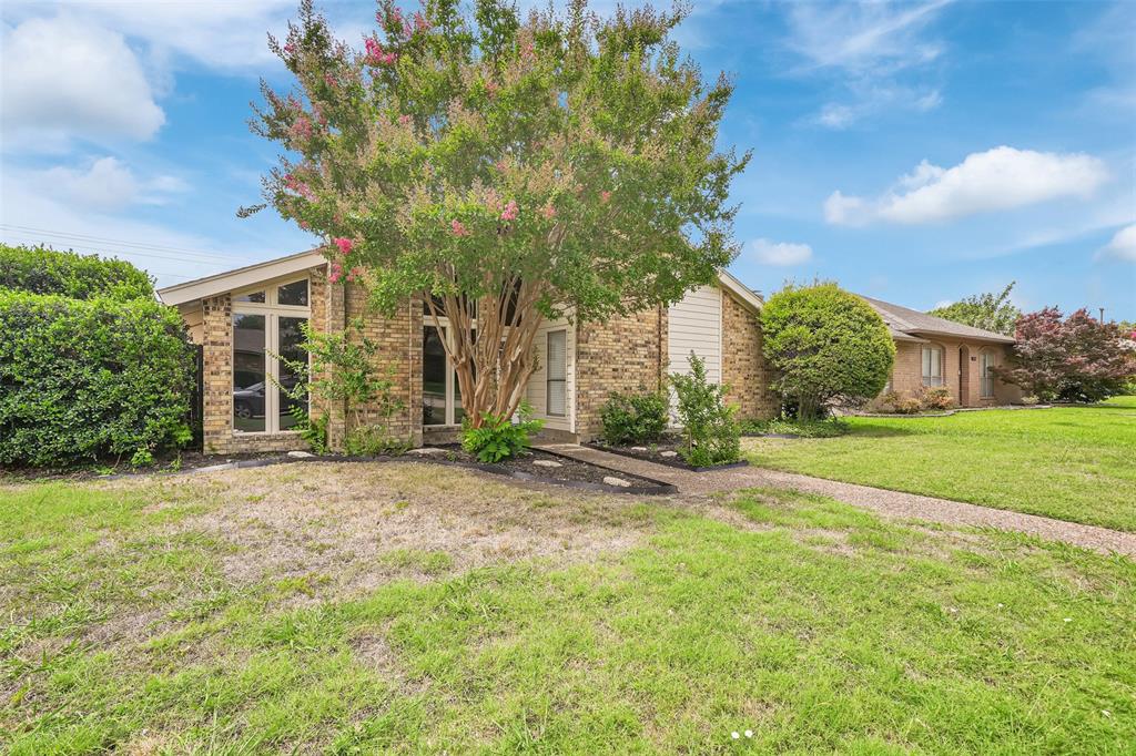 1506 Silverleaf Drive