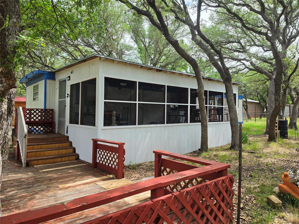 4411 Cherokee Drive Property Photo 2