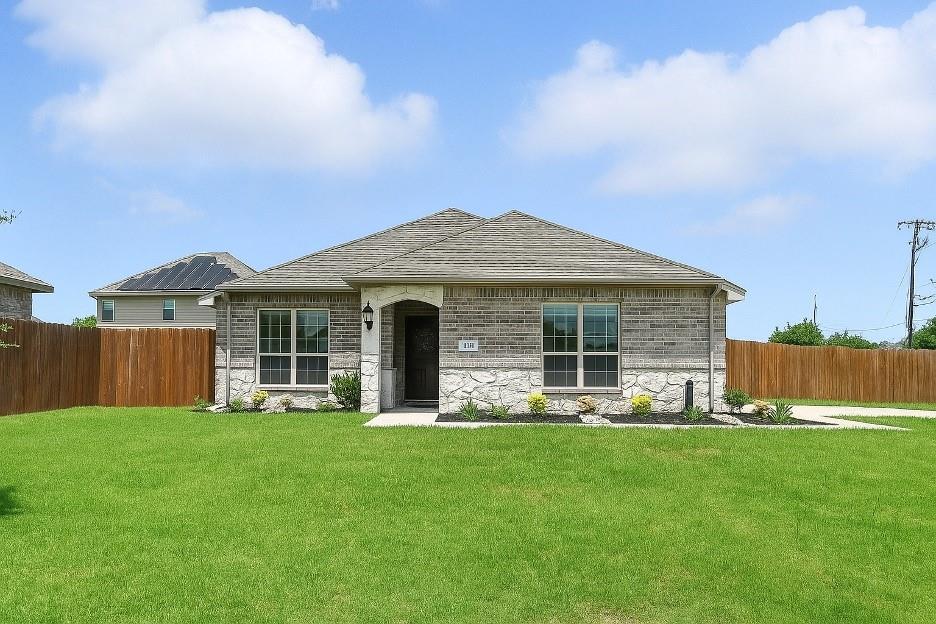 1555 Woodlake Drive Property Photo 1