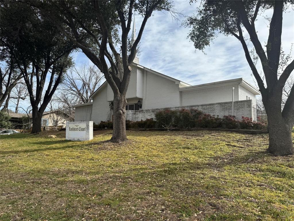 3005 Merrick Street Property Photo 1