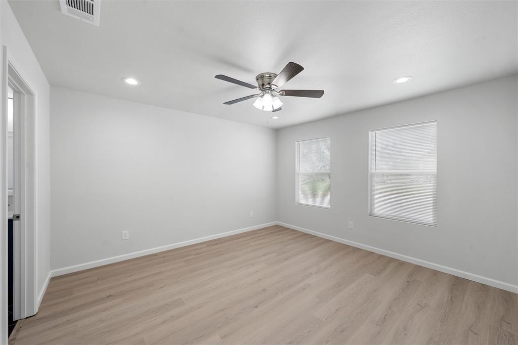 1721 Gurley Lane Property Photo 13