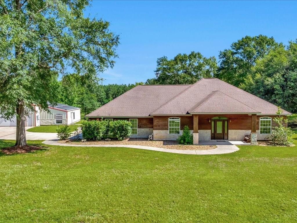 1615 Harley Golden Road Property Photo 1