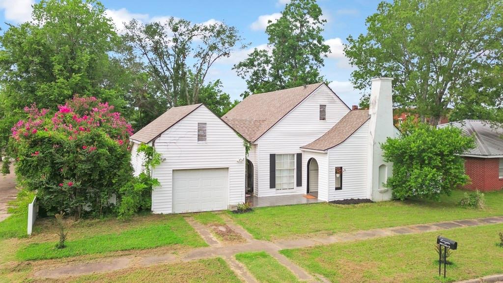 608 Cedar Street Property Photo 1