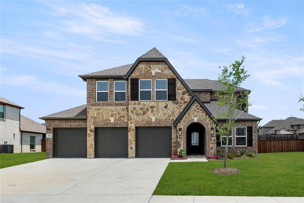 850 Blue Heron Drive Property Photo 1
