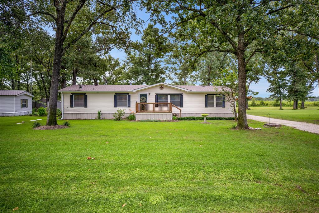 188 County Road 1541 Property Photo 1