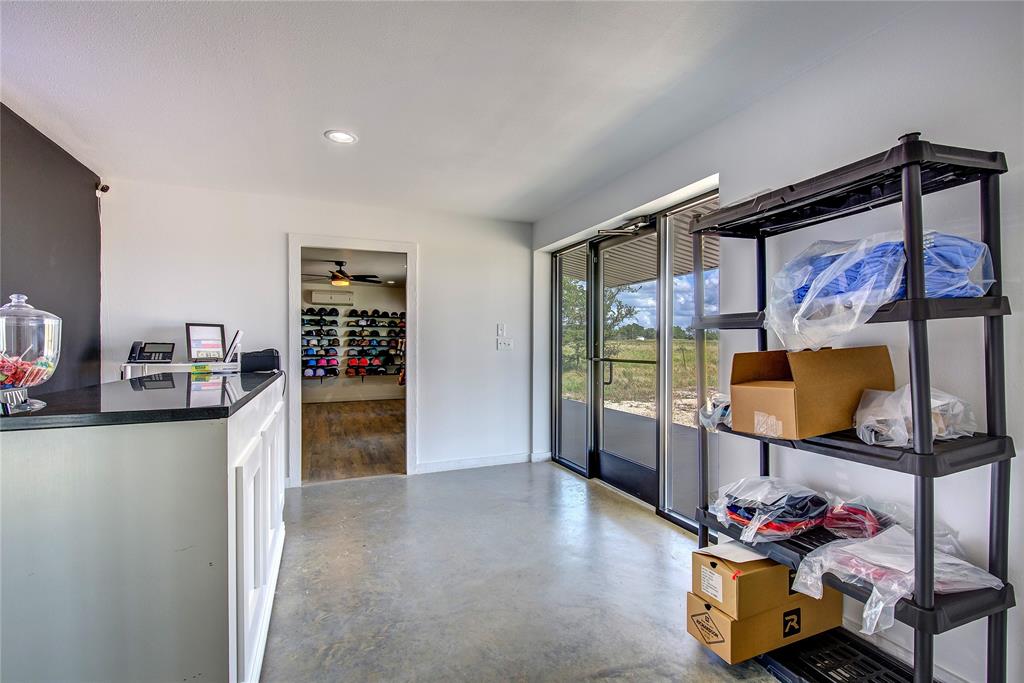 2800 Interstate Highway 30 Property Photo 6