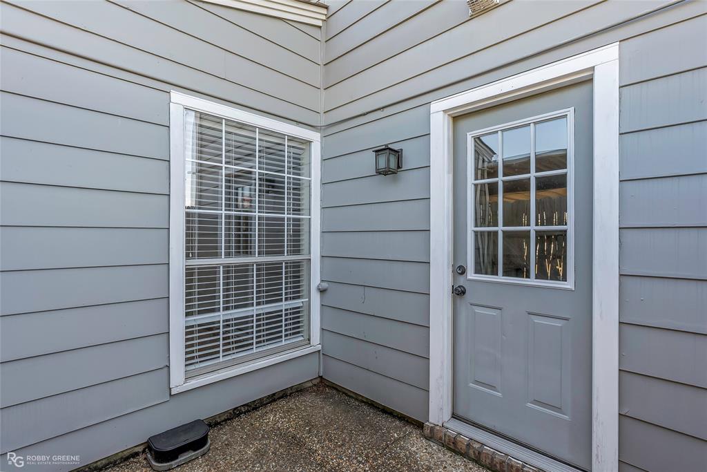 10302 Loma Vista Drive Property Photo 6