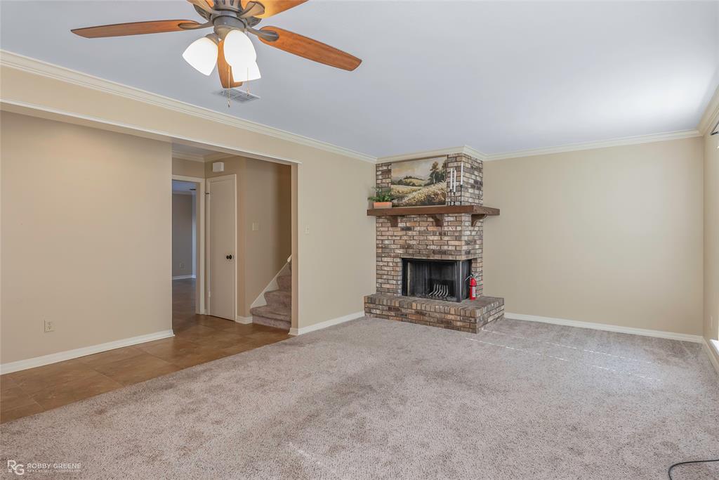 10302 Loma Vista Drive Property Photo 9