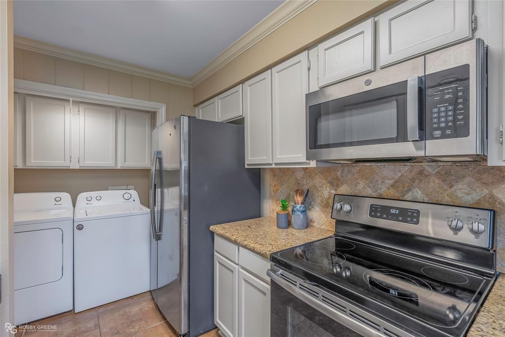 10302 Loma Vista Drive Property Photo 21