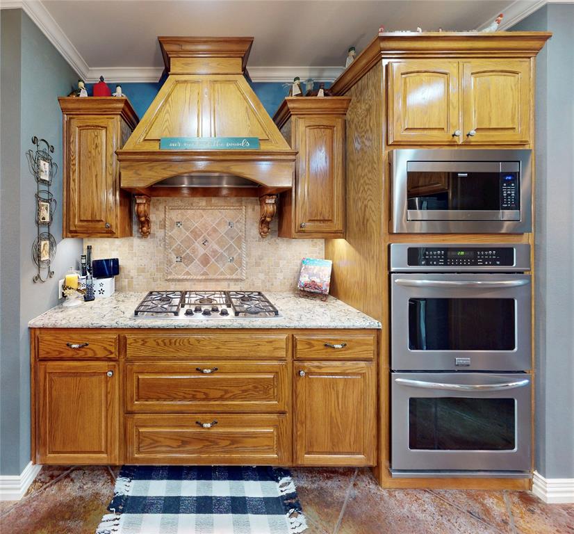 331 County Road 4847 Property Photo 14