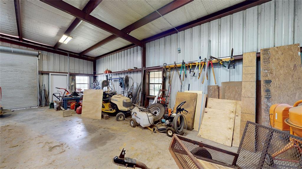 331 County Road 4847 Property Photo 39