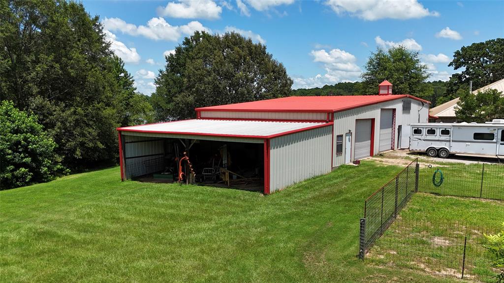 331 County Road 4847 Property Photo 40