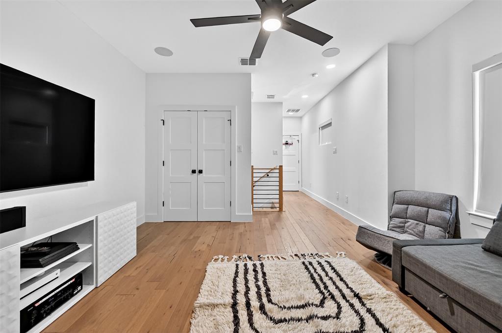 2028 Fox Bend Trace Property Photo 25