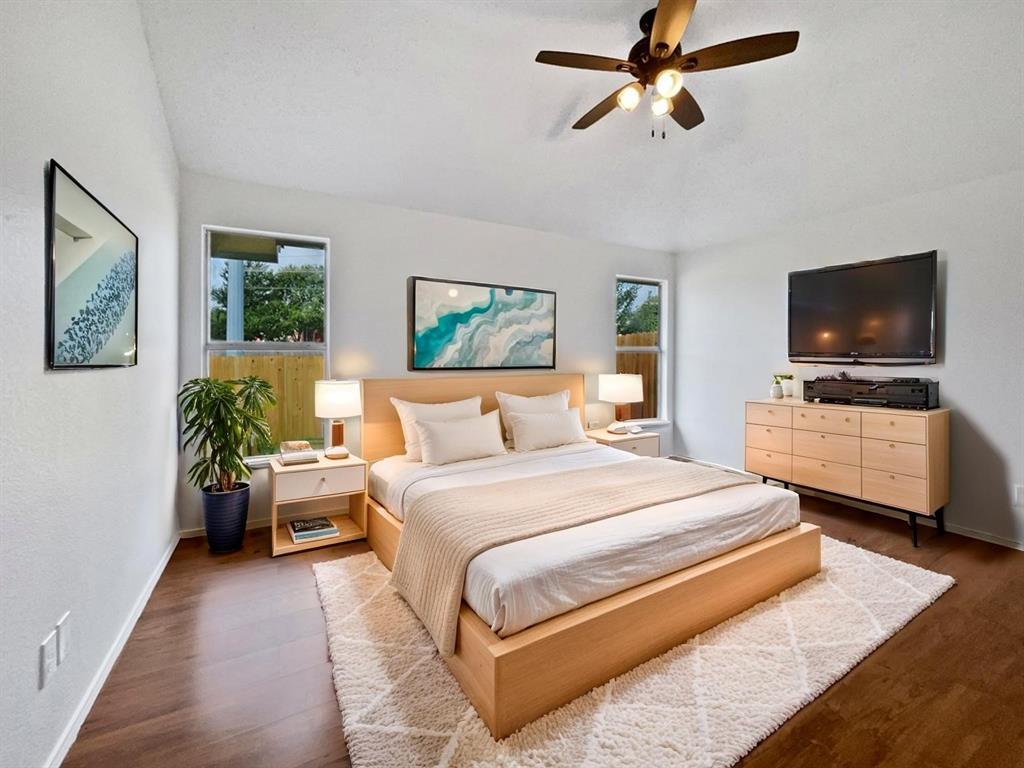 6020 Maple Leaf Drive Property Photo 4