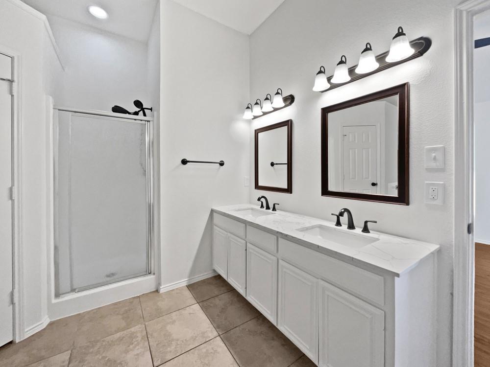 6020 Maple Leaf Drive Property Photo 13